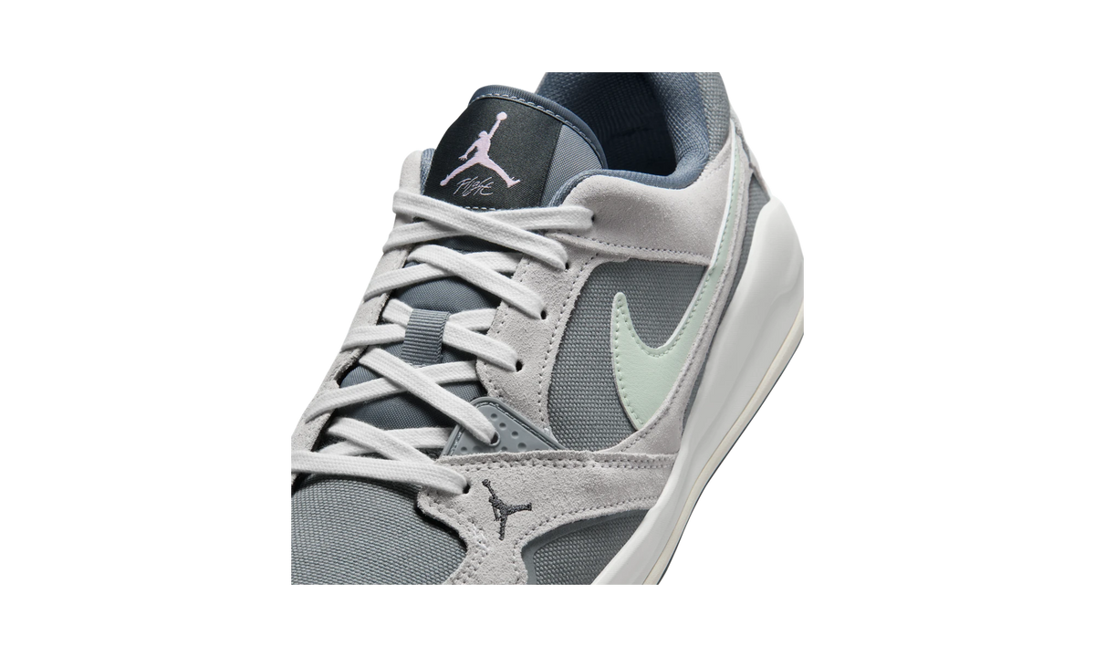 Overkicks - Air Jordan CMFT Era Cool Grey Iris Whisper Jade Aura (HJ6777-003) - detalle lateral interior