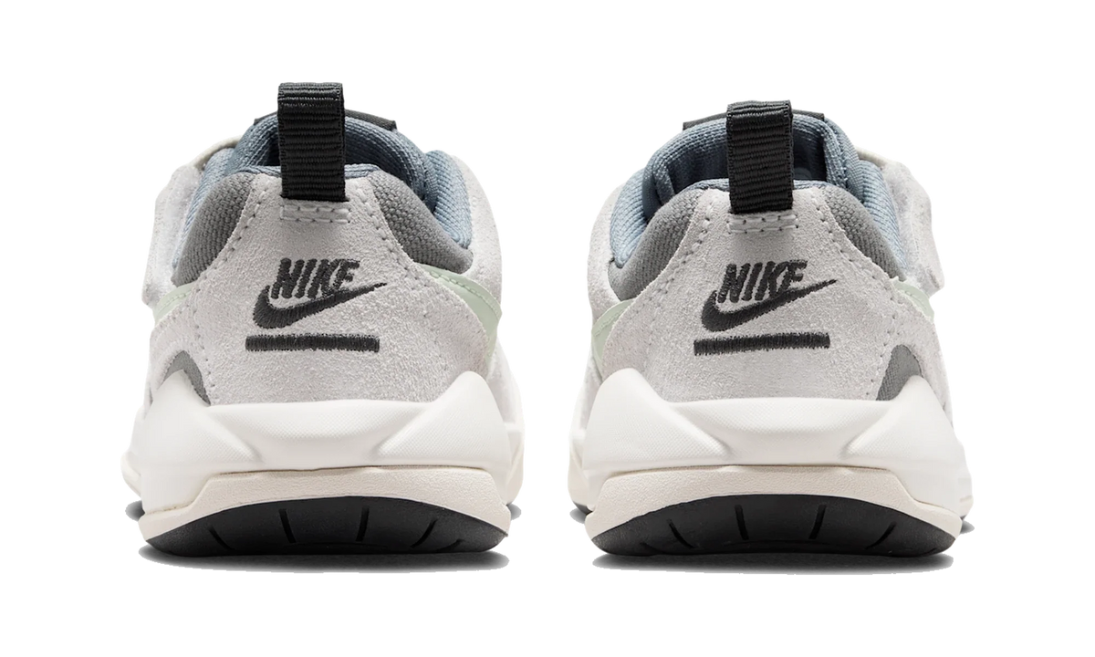 Overkicks - Air Jordan CMFT Era Cool Grey Iris Whisper Jade Aura (PS) (HQ0507-003) - imagen 6