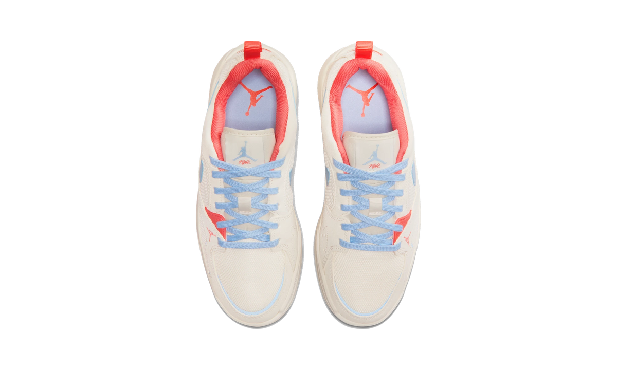 Overkicks - Air Jordan CMFT Era Pale Ivory Mango Psychic Blue (HJ6778-100) - vista superior