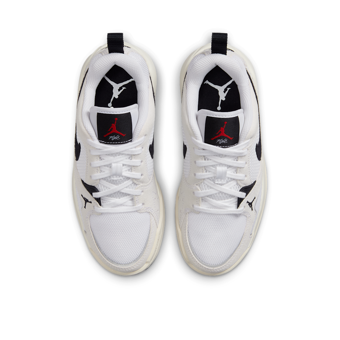 Overkicks - Air Jordan CMFT Era White Sail Black (GS) (HQ0506-100) - imagen 3
