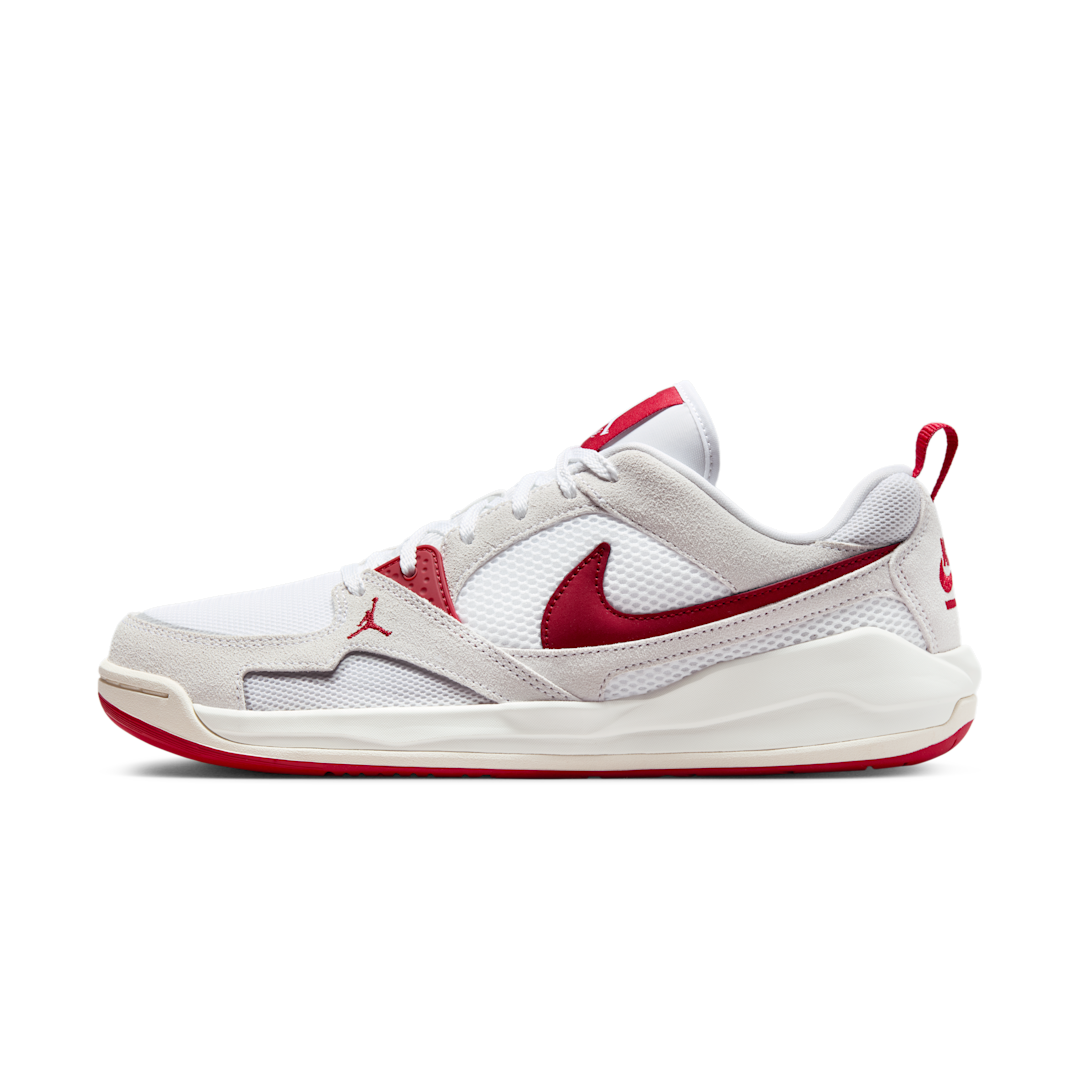 Overkicks - Air Jordan CMFT Era White Sail Black Varsity Red (HJ6777-116) - vista lateral