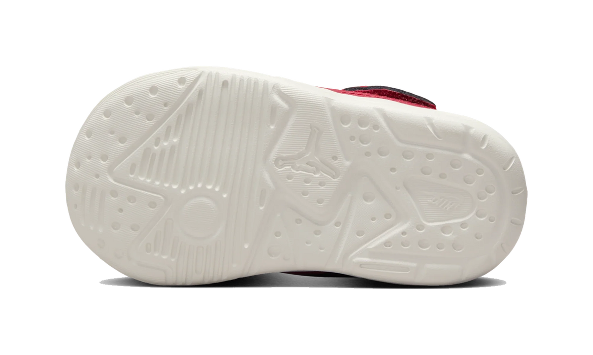Overkicks - Air Jordan CMFT Era White Varsity Red Sail Black (TD) (HQ0508-106) - imagen 3