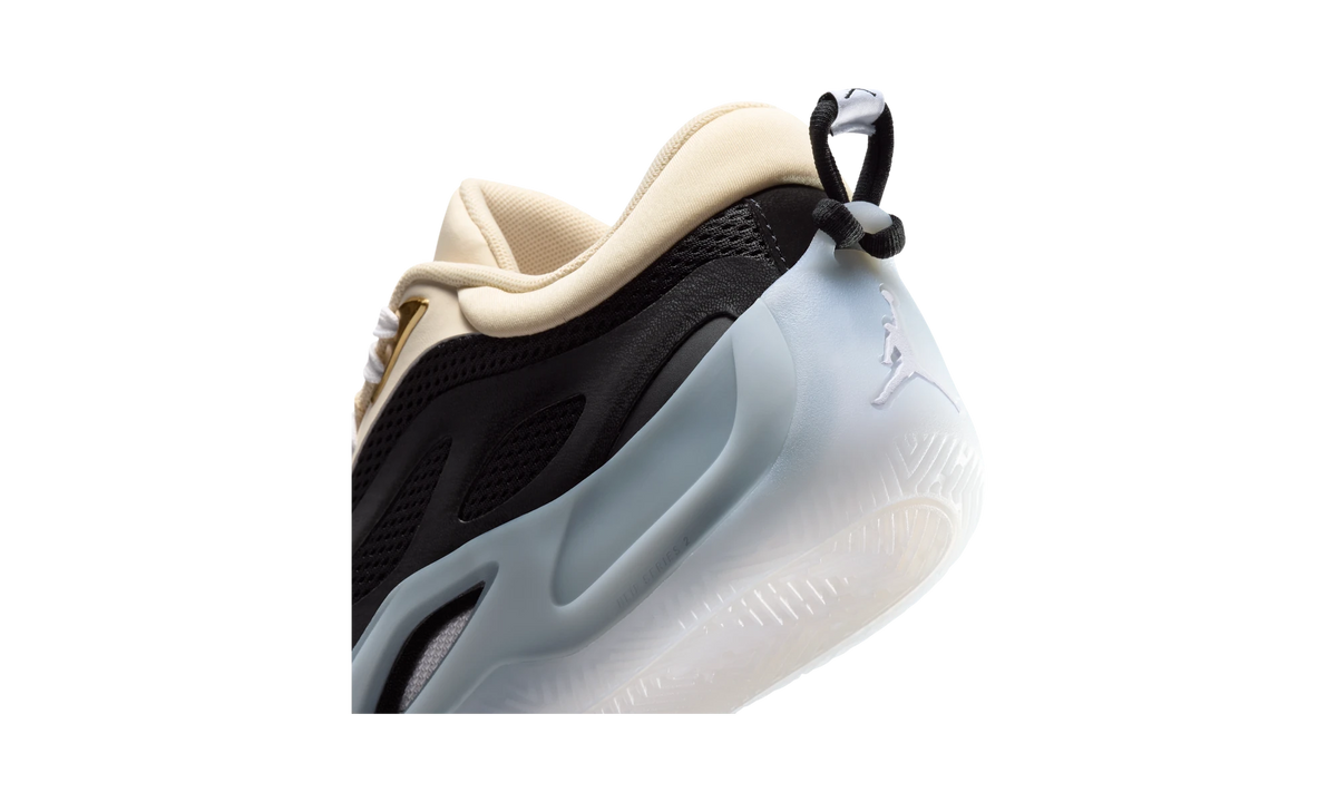 Overkicks - Air Jordan Heir Series 2 Precious Medal WNBA Gold (IR3504-200) - detalle