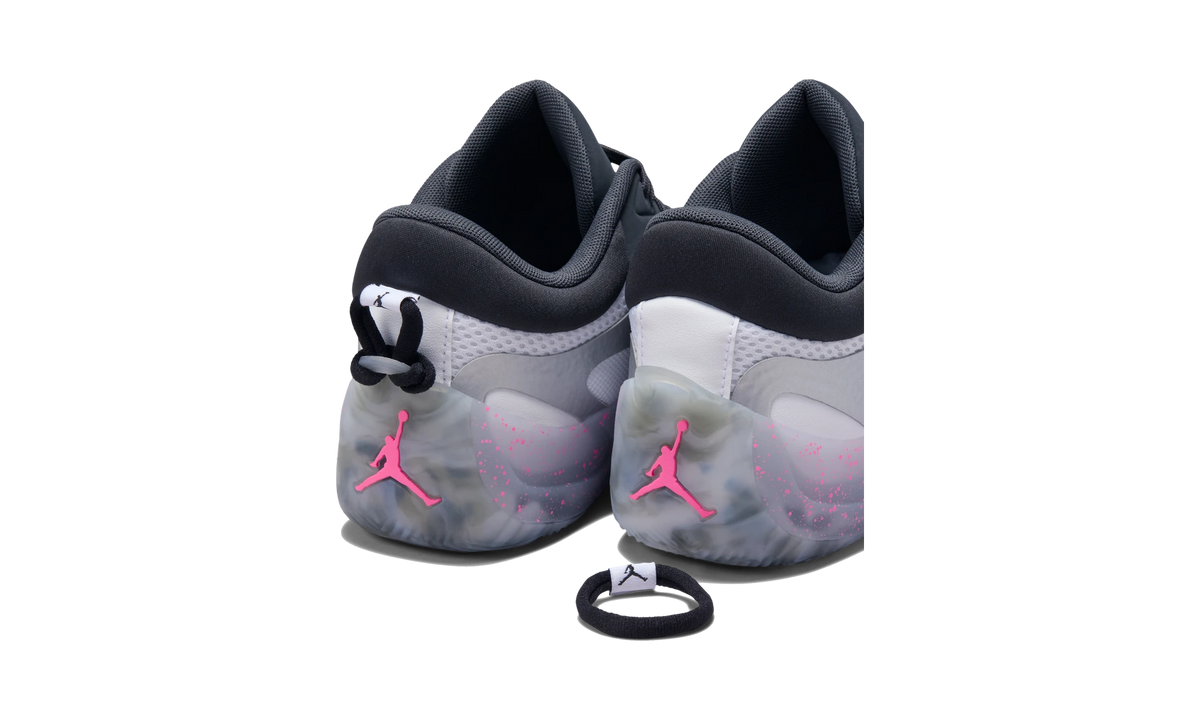 Overkicks - Air Jordan Heir Series 2 White Silver (HV4417-100) - detalle
