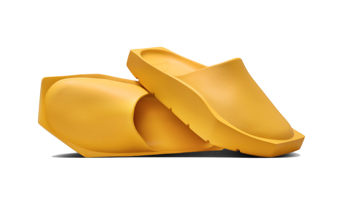 Overkicks - Air Jordan Hex Mule Yellow Ochre (DX6405-700) - vista lateral