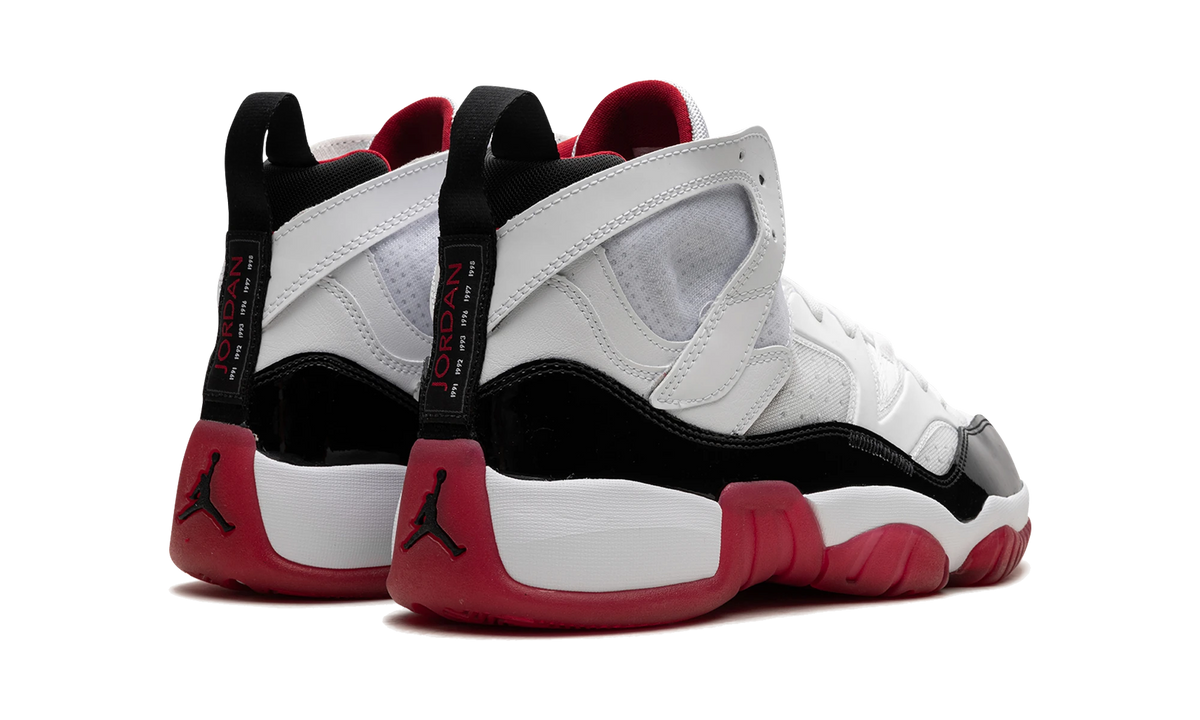 Overkicks - Air Jordan Jumpman Two Trey White Gym Red Black (DO1925-106) - par completo