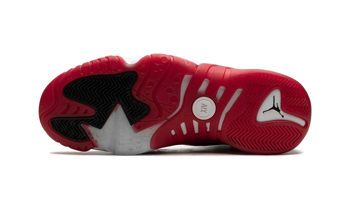 Overkicks - Air Jordan Jumpman Two Trey White Gym Red Black (DO1925-106) - vista superior