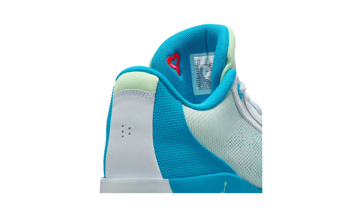 Overkicks - Air Jordan Luka .77 Football Grey (HF0806-002) - detalle