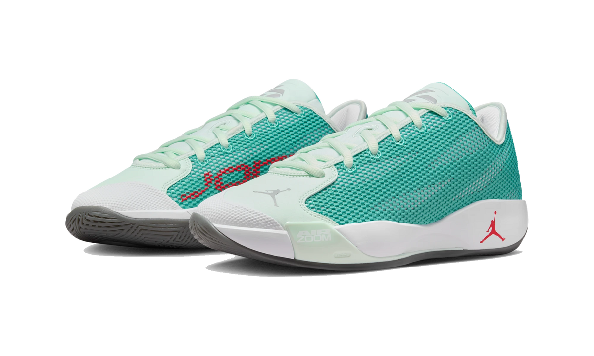 Overkicks - Air Jordan Luka .77 Love Letter (IF1610-300) - vista trasera