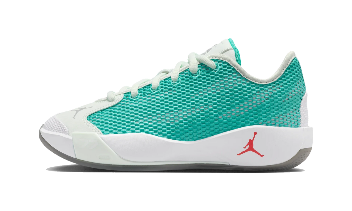 Overkicks - Air Jordan Luka .77 Love Letter (GS) (IH0573-300) - vista lateral