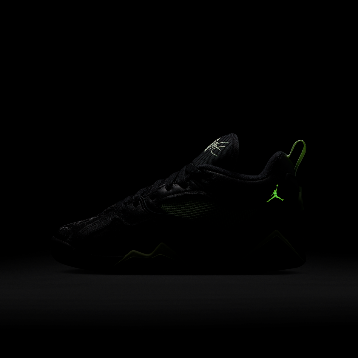 Overkicks - Air Jordan MVP 92 Black Barely Volt (GS) (IM4418-007) - imagen 9