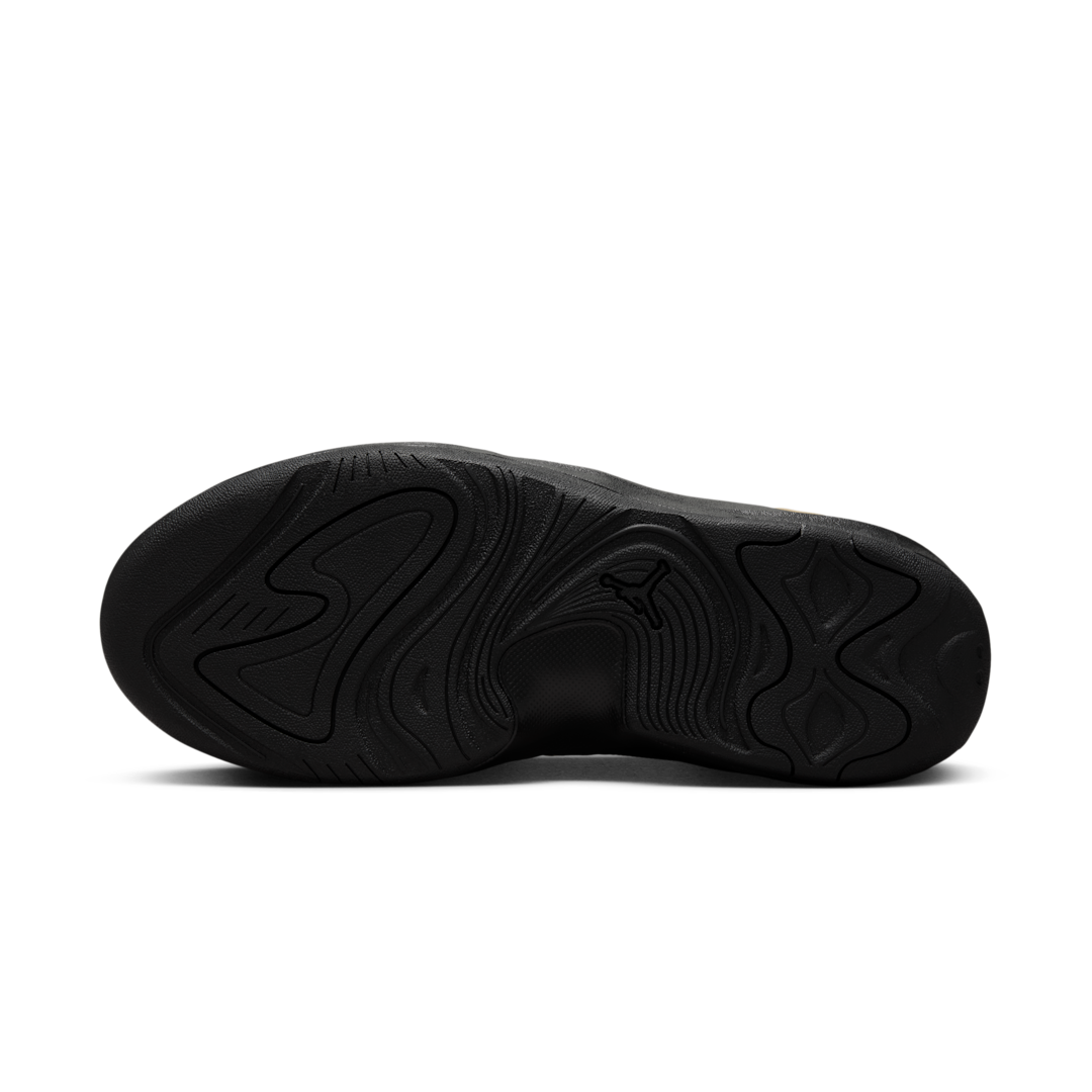 Overkicks - Air Jordan Max Aura 7 Black Metallic Gold (HQ2091-007) - detalle suela