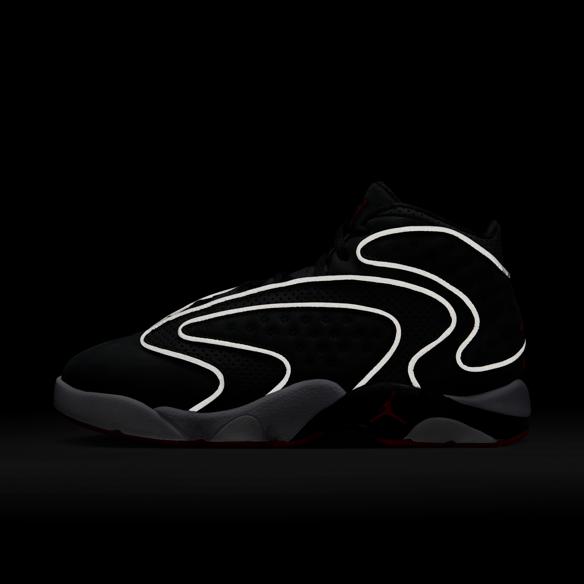 Overkicks - Air Jordan OG Bred (CW0907-002) - detalle