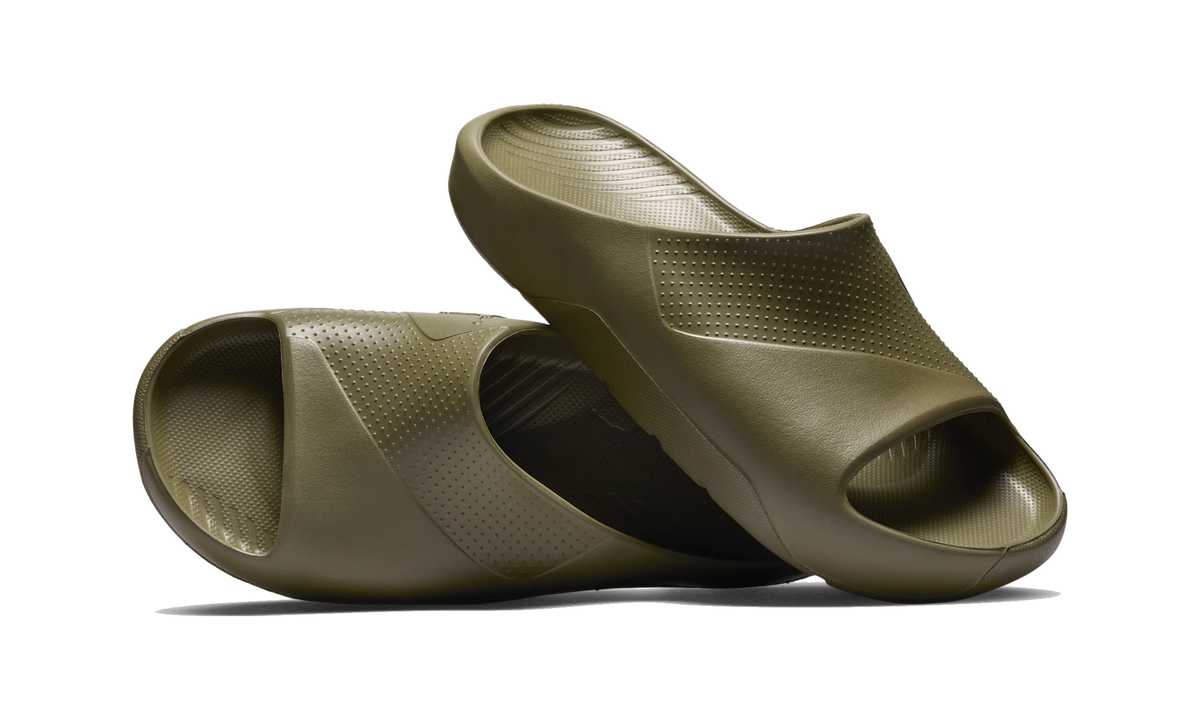 Overkicks - Air Jordan Post Slide Medium Olive (FZ6511-200) - vista lateral
