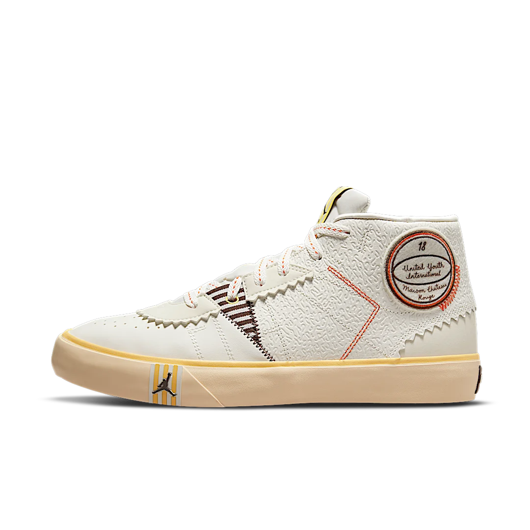 Overkicks - Air Jordan Series Mid Maison Chateau Rouge Sail (DO5247-122) - vista lateral
