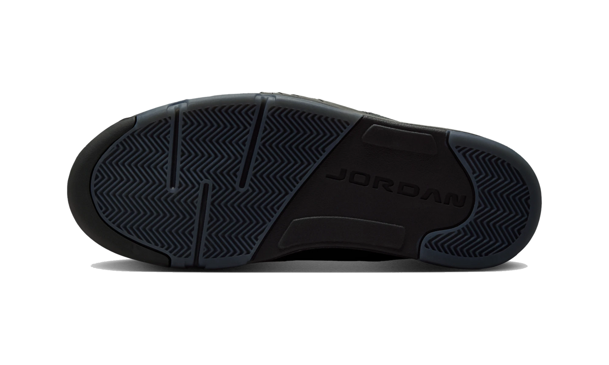 Overkicks - Air Jordan Sixty Plus Low Black Cat (IH2047-002) - par completo