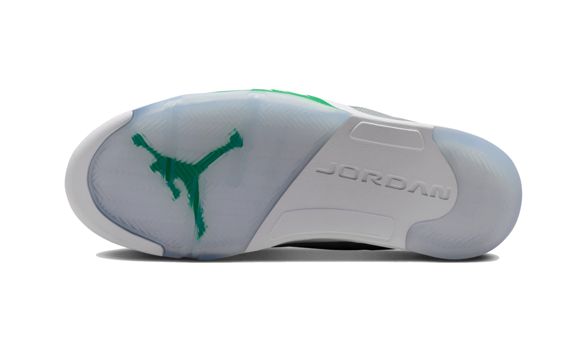 Overkicks - Air Jordan Sixty Plus Low Wolf Grey Lucky Green (IH2047-001) - par completo
