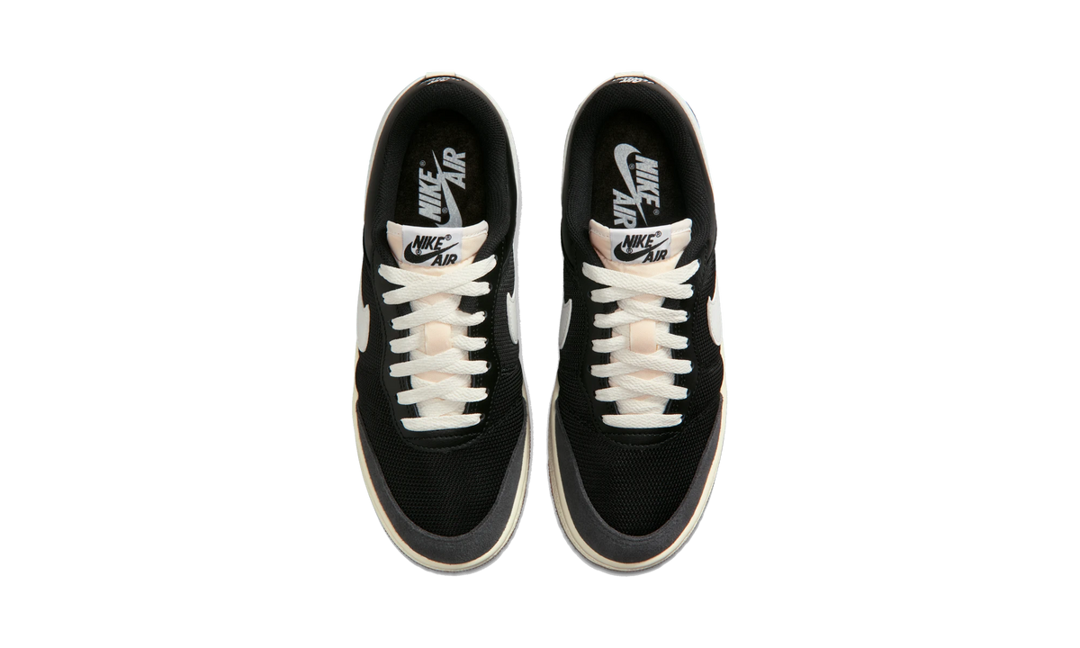 Overkicks - Air Jordan Skyline Low Black Summit White Gum (IQ0704-001) - vista superior