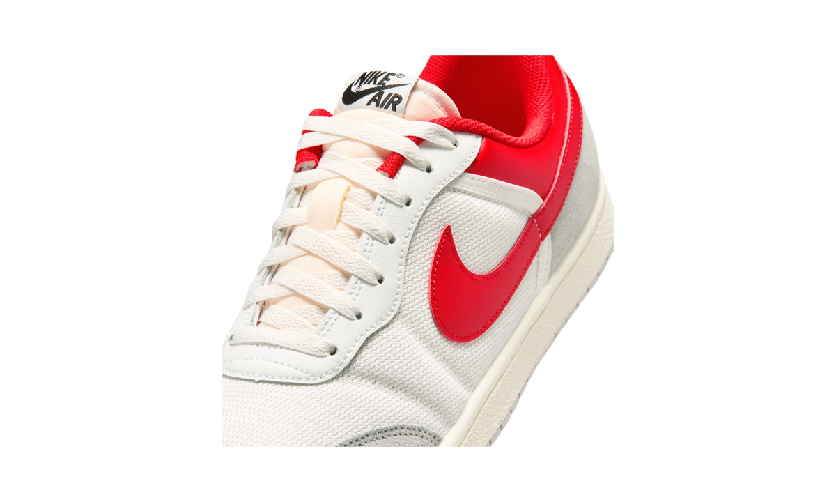 Overkicks - Air Jordan Skyline Low Summit White University Red Smoke Grey (IM2055-102) - detalle lateral interior