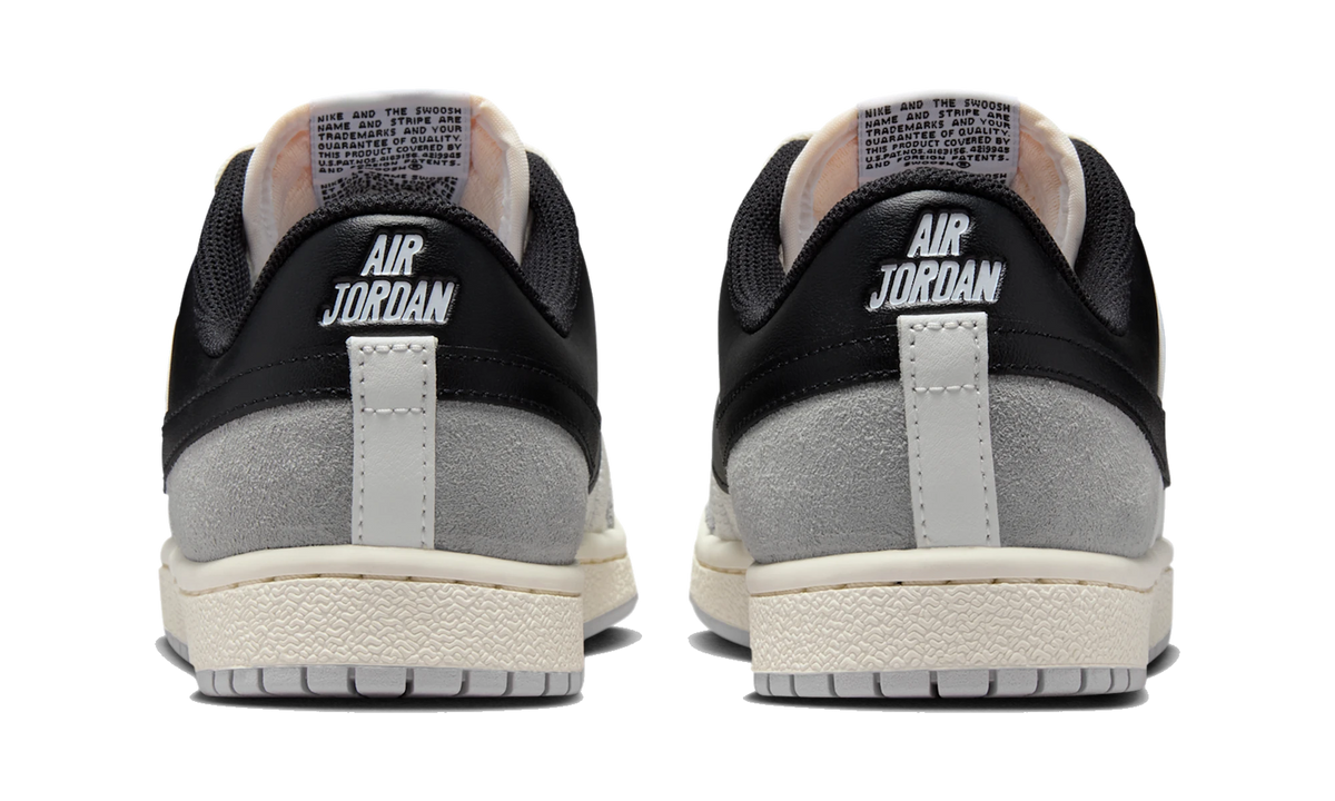 Overkicks - Air Jordan Skyline Low White Black Light Smoke Grey (IQ0704-101) - detalle talón