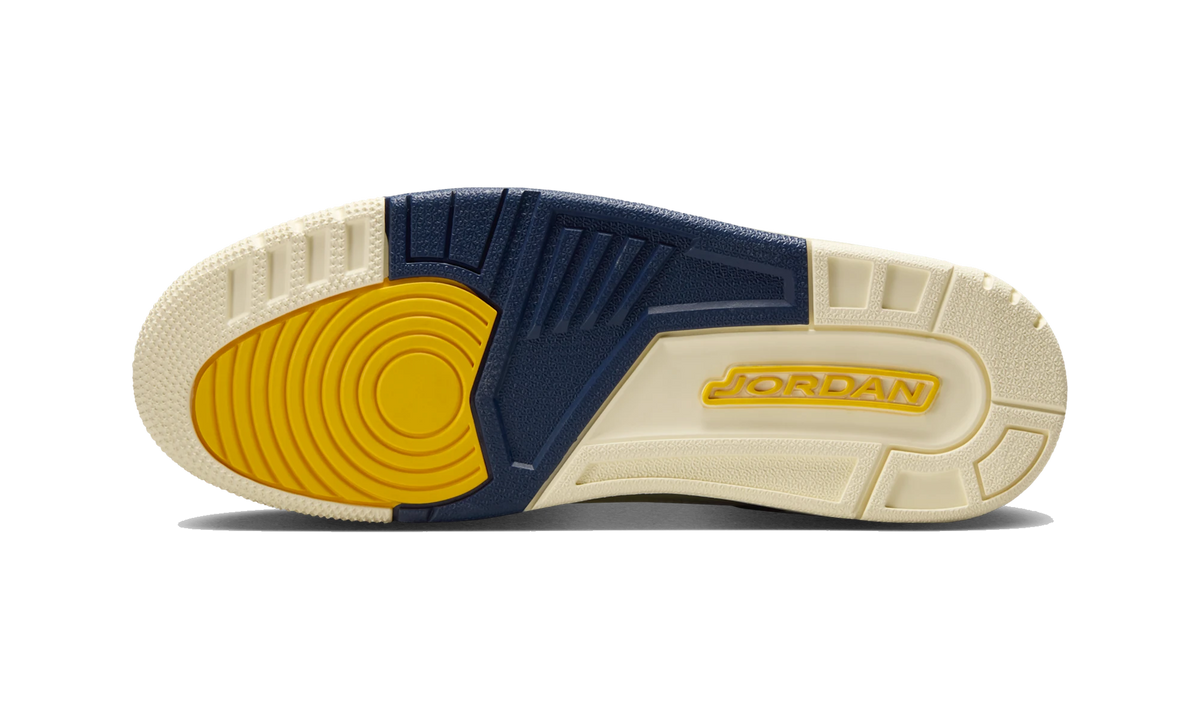 Overkicks - Air Jordan Spizike Low Michigan (FQ1759-111) - par completo