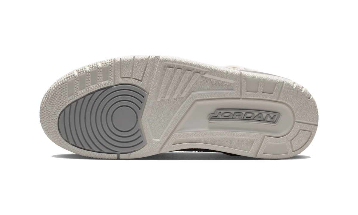 Overkicks - Air Jordan Spizike Low Swan Wolf Grey (IR1836-101) - par completo