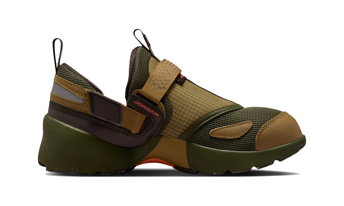 Overkicks - Air Jordan Trunner LX Brown Kelp (IO4190-300) - detalle suela