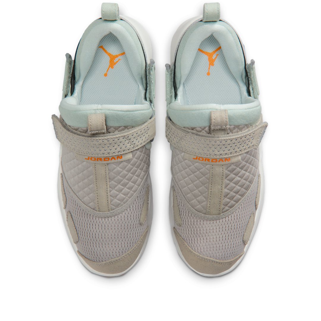 Overkicks - Air Jordan Trunner LX Corduroy White Bright Ceramic Gum (IM6661-981) - par completo
