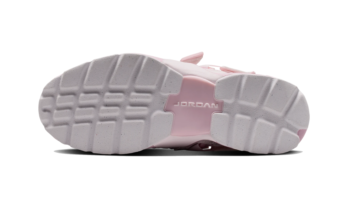 Overkicks - Air Jordan Trunner LX Iced Carmine Pearl Pink (HQ2164-607) - par completo