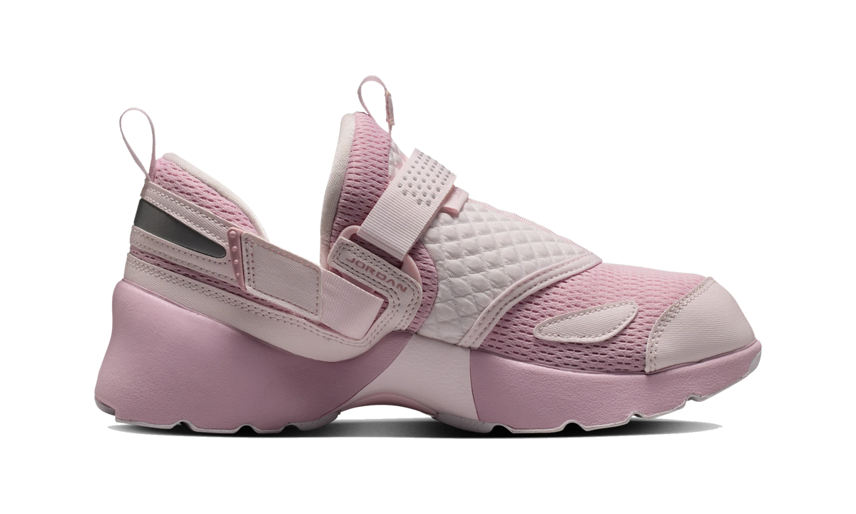 Overkicks - Air Jordan Trunner LX Iced Carmine Pearl Pink (HQ2164-607) - detalle suela