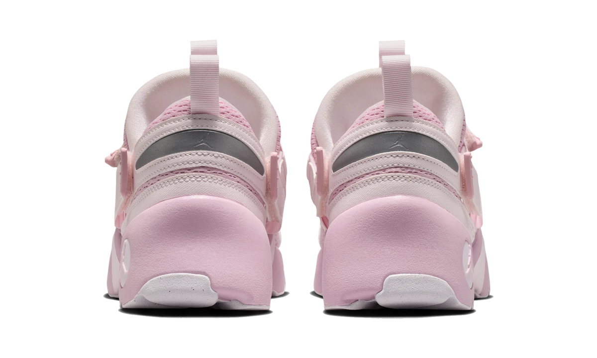 Overkicks - Air Jordan Trunner LX Iced Carmine Pearl Pink (HQ2164-607) - detalle talón