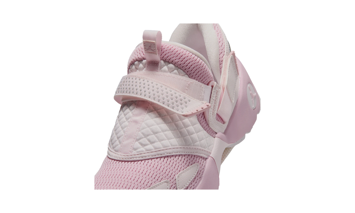 Overkicks - Air Jordan Trunner LX Iced Carmine Pearl Pink (HQ2164-607) - detalle lateral interior