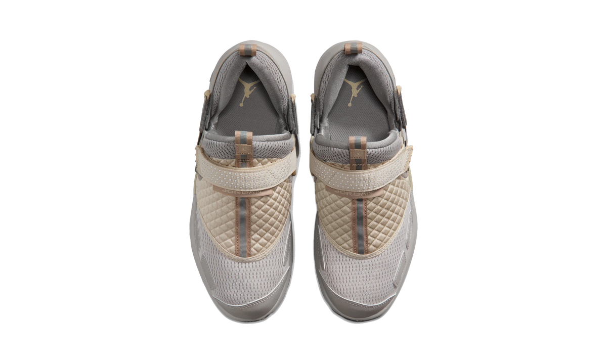 Overkicks - Air Jordan Trunner LX Light Iron Ore Enigma Stone (IQ2719-002) - vista superior