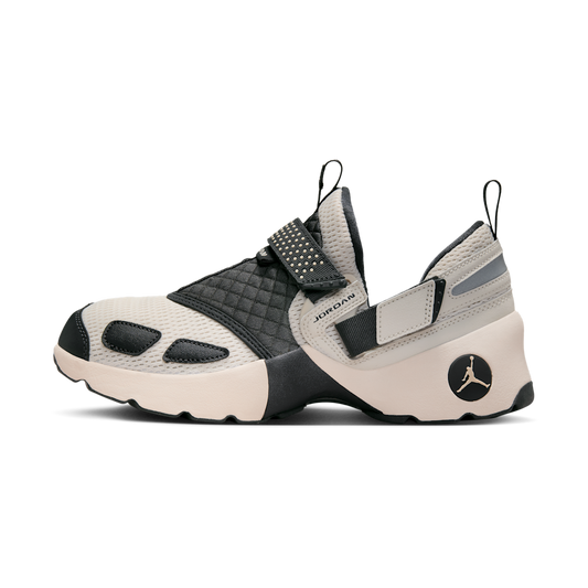 Overkicks - Air Jordan Trunner LX Light Orewood Brown (HQ2164-102) - vista lateral