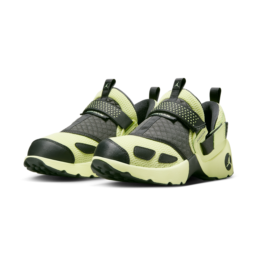 Overkicks - Air Jordan Trunner LX Luminous Green (HQ2164-302) - vista trasera