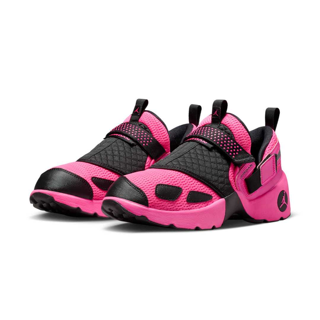 Overkicks - Air Jordan Trunner LX Pink Blast Black (HQ2164-600) - vista trasera