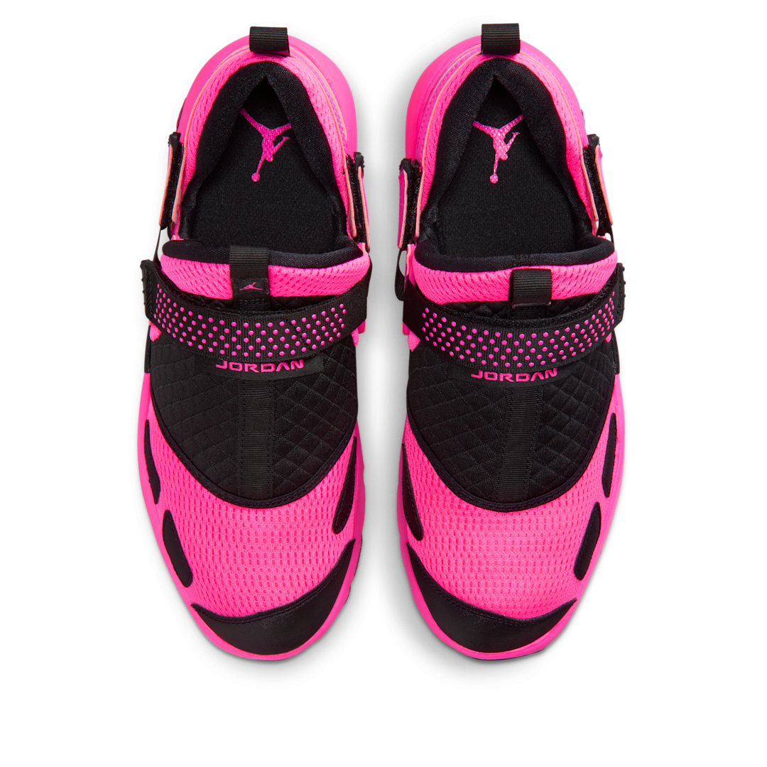 Overkicks - Air Jordan Trunner LX Pink Blast Black (HQ2164-600) - par completo