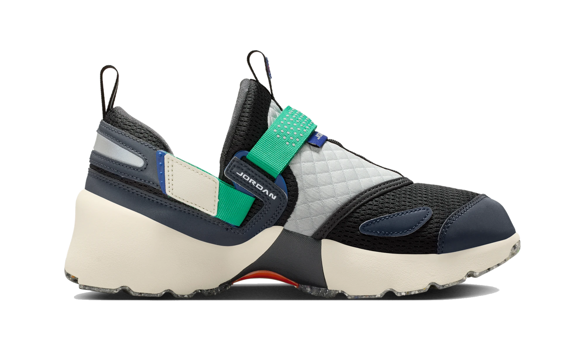 Overkicks - Air Jordan Trunner LX Rare Air (IM6531-001) - detalle suela