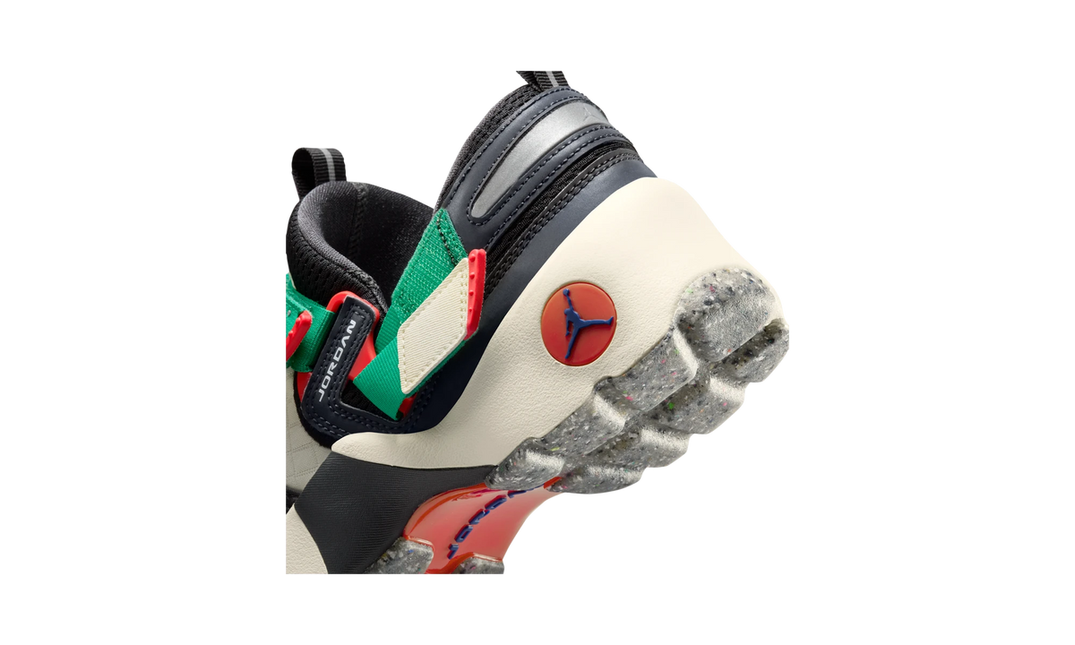 Overkicks - Air Jordan Trunner LX Rare Air (IM6531-001) - detalle