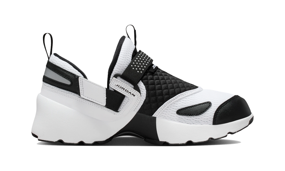 Overkicks - Air Jordan Trunner LX White Black (HQ2164-100) - detalle suela