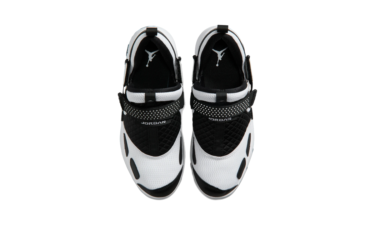 Overkicks - Air Jordan Trunner LX White Black (HQ2164-100) - vista superior