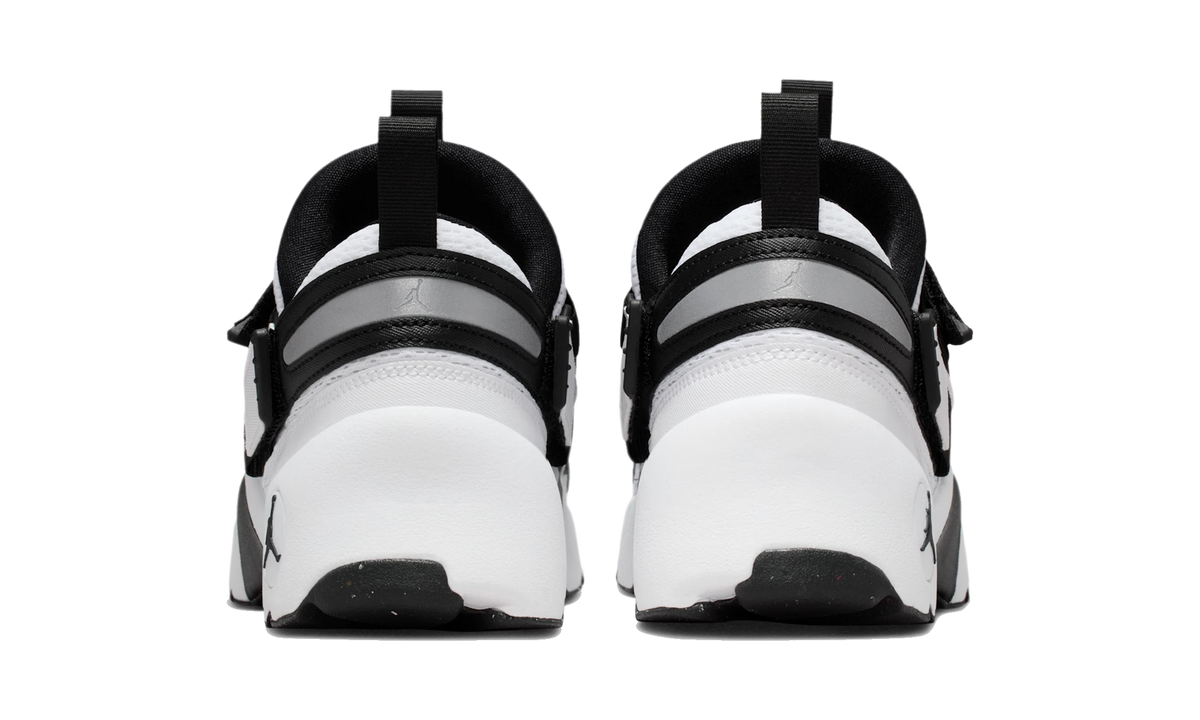 Overkicks - Air Jordan Trunner LX White Black (HQ2164-100) - detalle talón