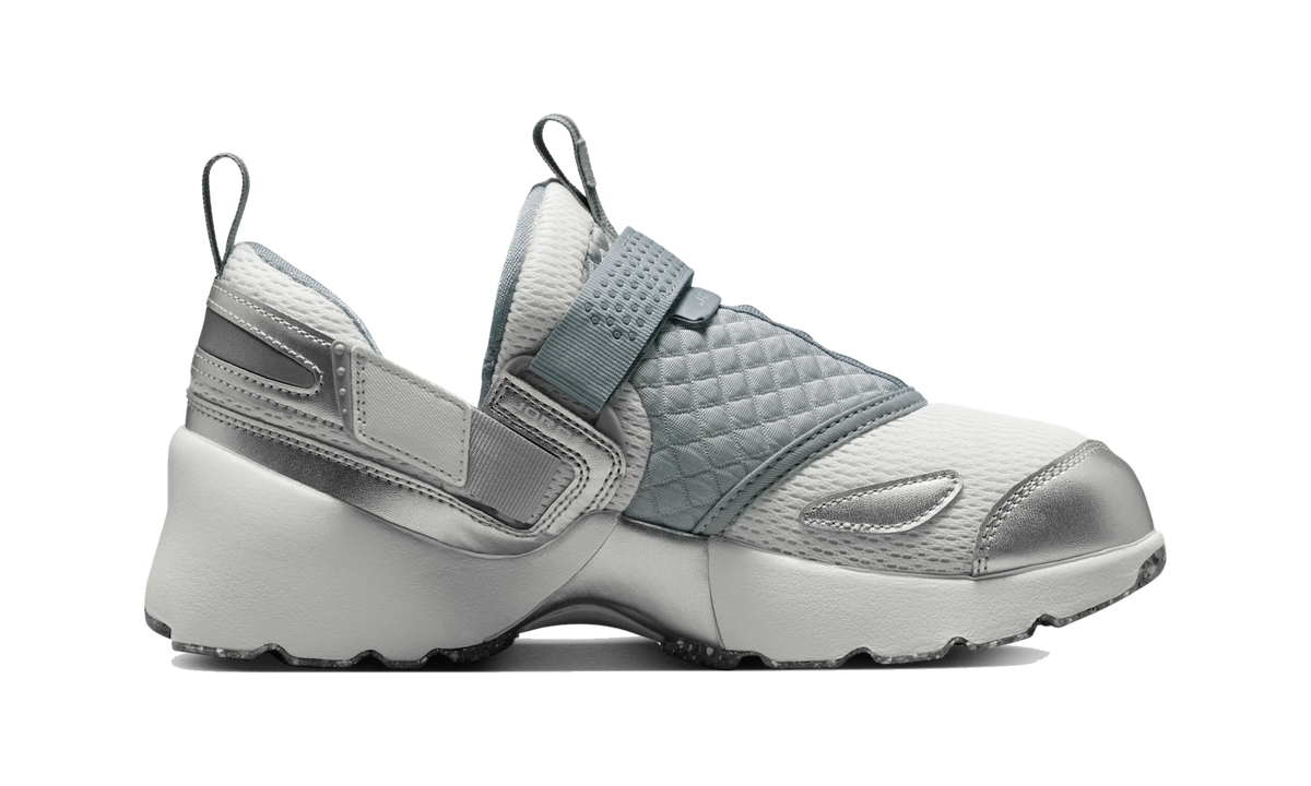 Overkicks - Air Jordan Trunner LX Wolf Grey Reflective Silver (HQ2164-004) - detalle suela