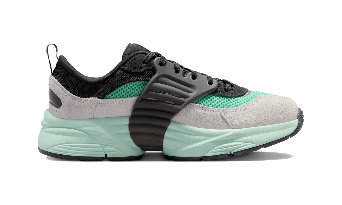 Overkicks - Air Jordan Trunner O/S Black Grey Green Glow (II6531-004) - detalle suela