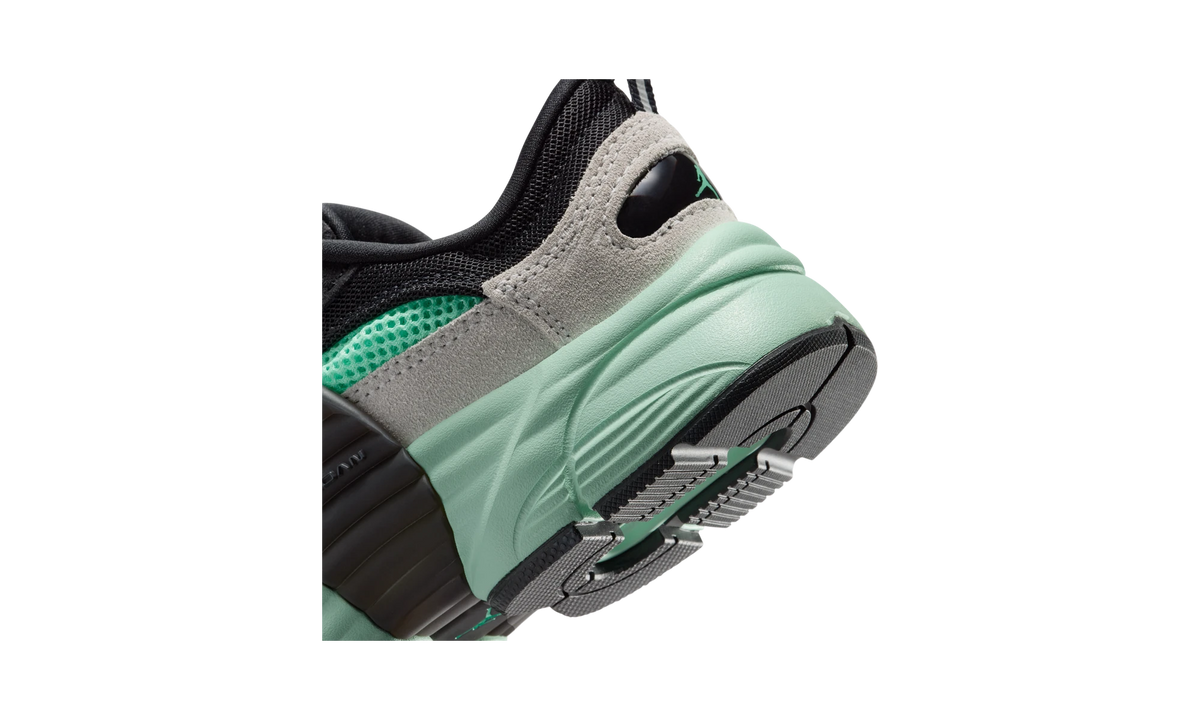 Overkicks - Air Jordan Trunner O/S Black Grey Green Glow (II6531-004) - detalle