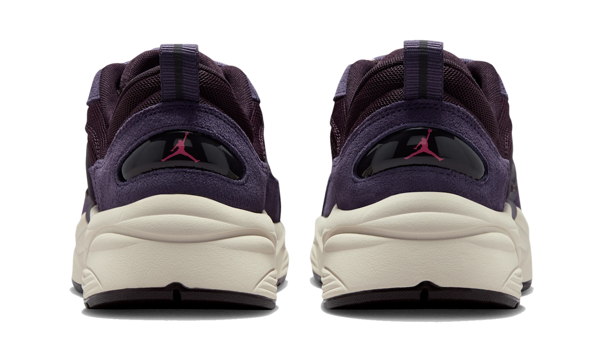Overkicks - Air Jordan Trunner O/S Burgundy Ash Dark Raisin (IB3722-601) - detalle talón