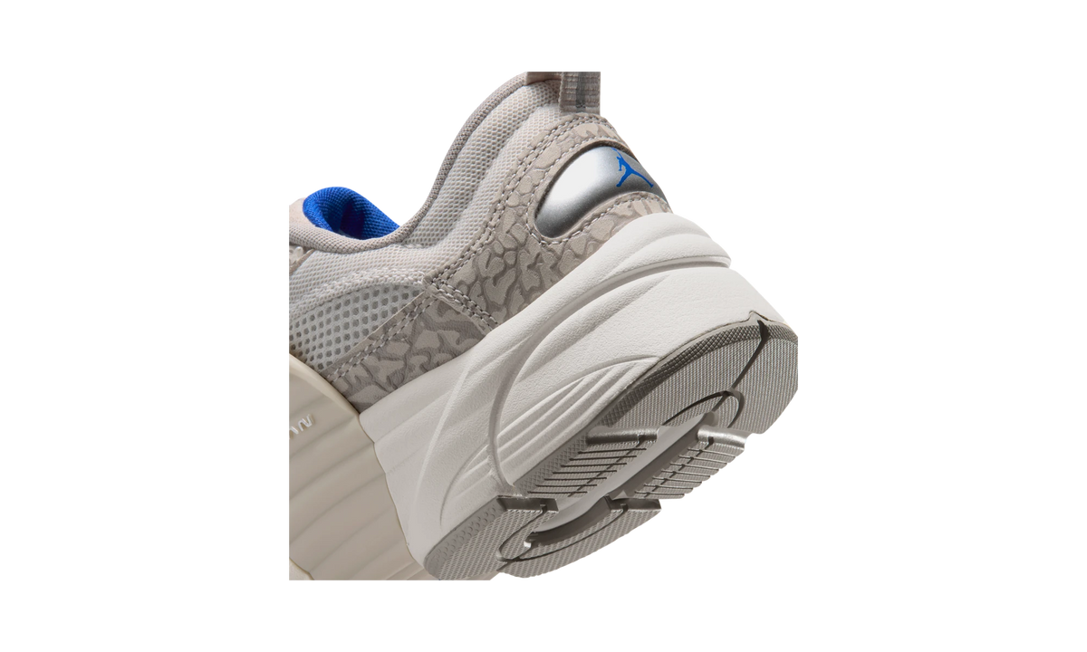 Overkicks - Air Jordan Trunner O/S Elephant Print (IR1839-001) - detalle