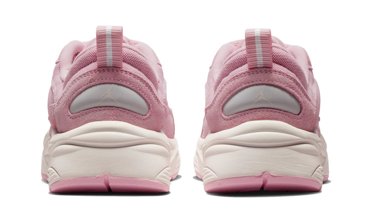 Overkicks - Air Jordan Trunner O/S Iced Carmine Phantom (IR1839-607) - detalle talón