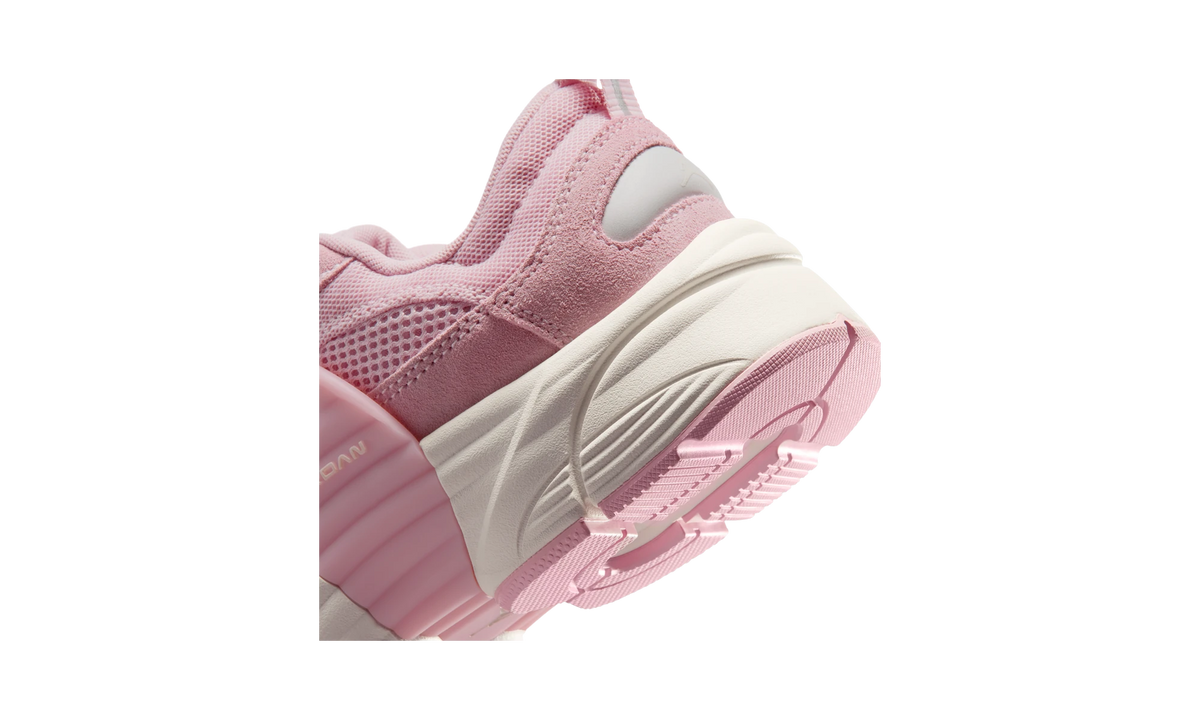 Overkicks - Air Jordan Trunner O/S Iced Carmine Phantom (IR1839-607) - detalle