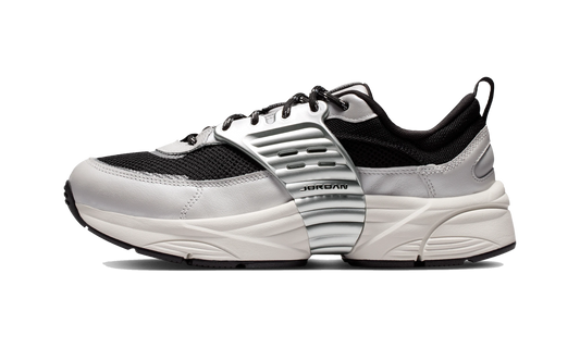 Overkicks - Air Jordan Trunner O/S Photon Dust Black Sail (IB3722-010) - vista lateral